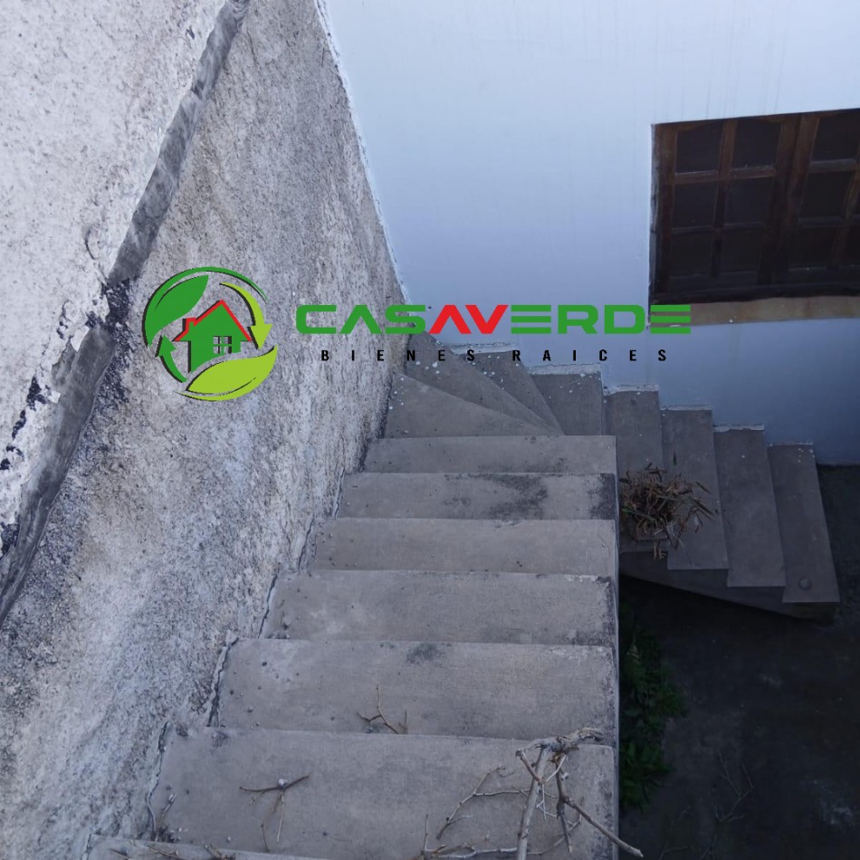 VENTA CASA APTA CREDITO HIPOTECARIO CON EXTENSO TERRENO DE 370 metros cuadrados EN ZONA SUR