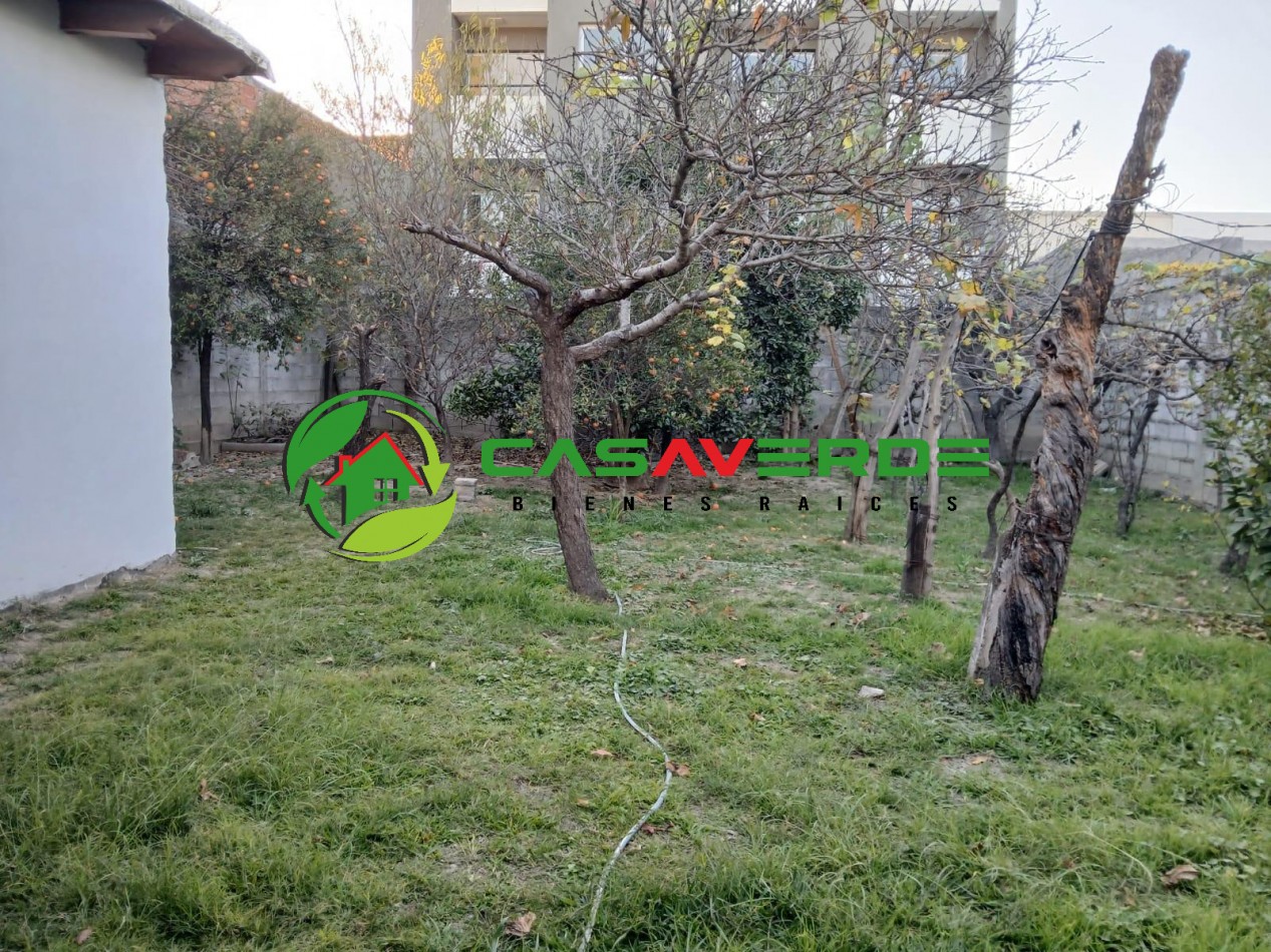 VENTA CASA APTA CREDITO HIPOTECARIO CON EXTENSO TERRENO DE 370 metros cuadrados EN ZONA SUR