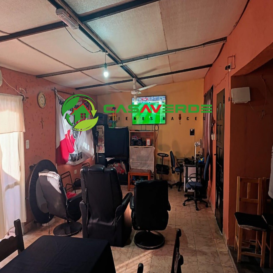 VENTA CASA SOBRE ESQUINA, EN BARRIO PINARES
