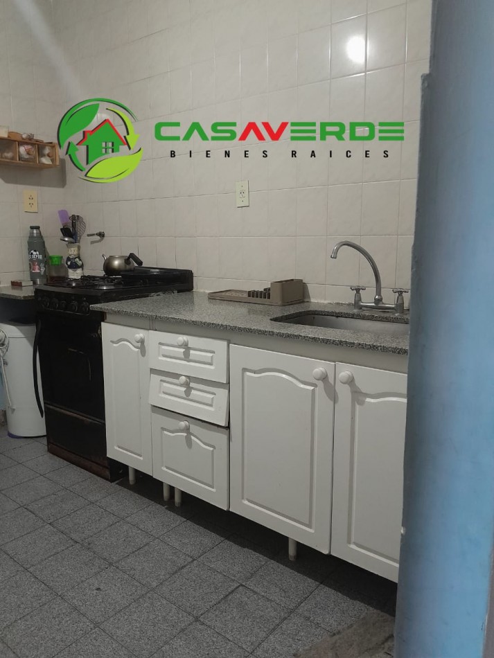 VENTA HERMOSA CASA EN BARRIO SAN CARLOS