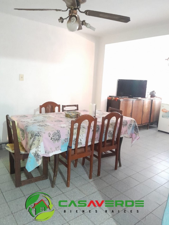 VENTA HERMOSA CASA EN BARRIO SAN CARLOS