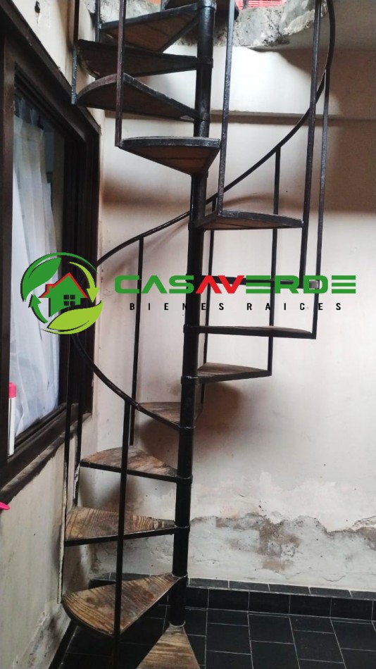 VENTA CASA A RECICLAR ZONA MACROCENTRO - SAN MARTIN AL 1300