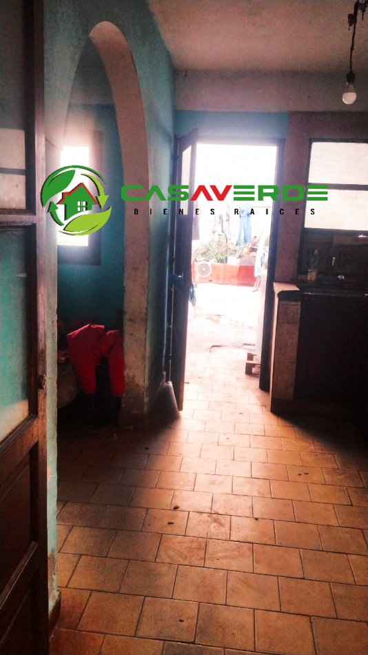 VENTA CASA A RECICLAR ZONA MACROCENTRO - SAN MARTIN AL 1300