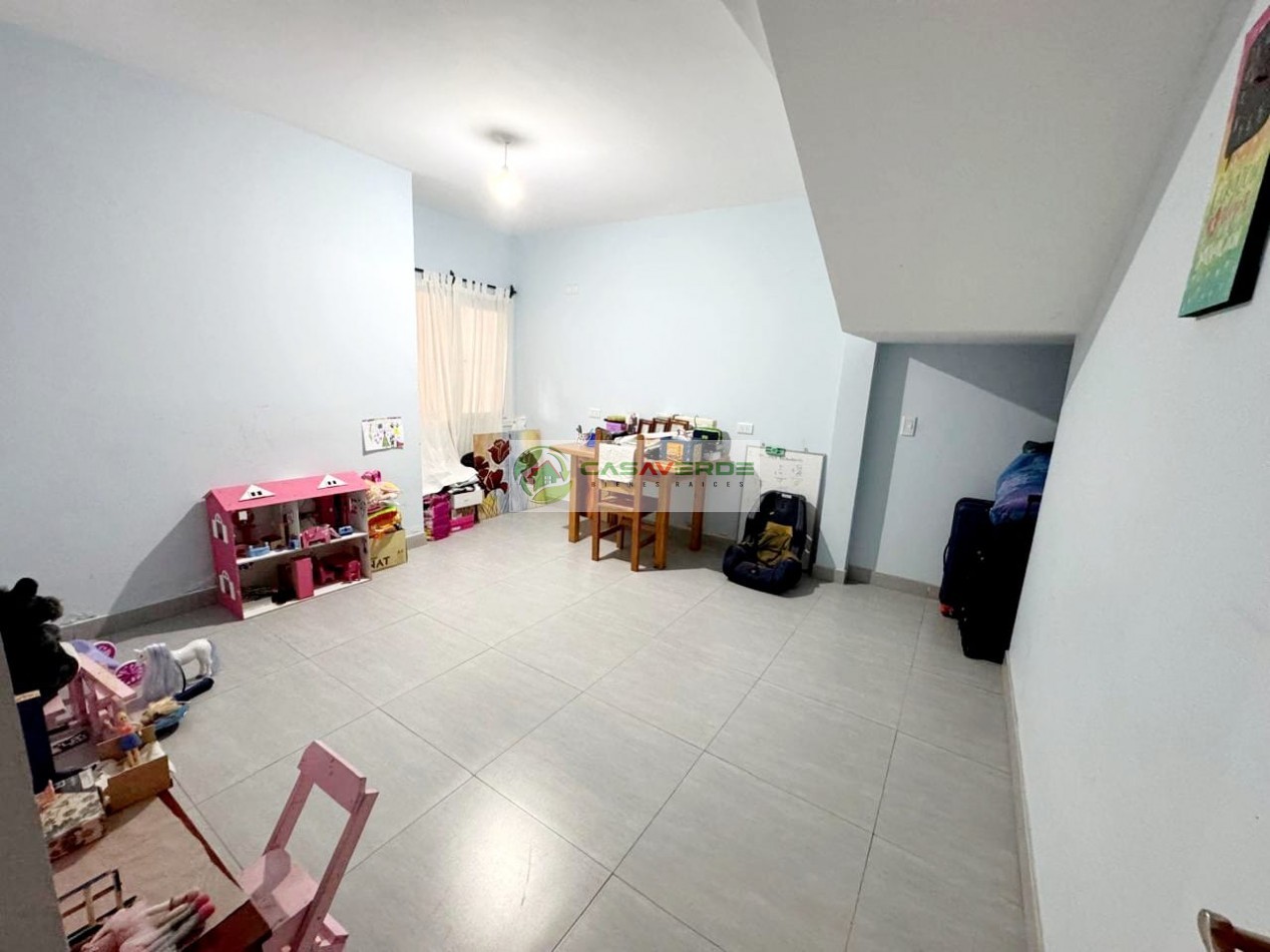 ALQUILER AMPLIA Y MODERNA CASA 6 DORM 4 BAÑOS  - BARRIO INTERSINDICAL - ZONA SUR 