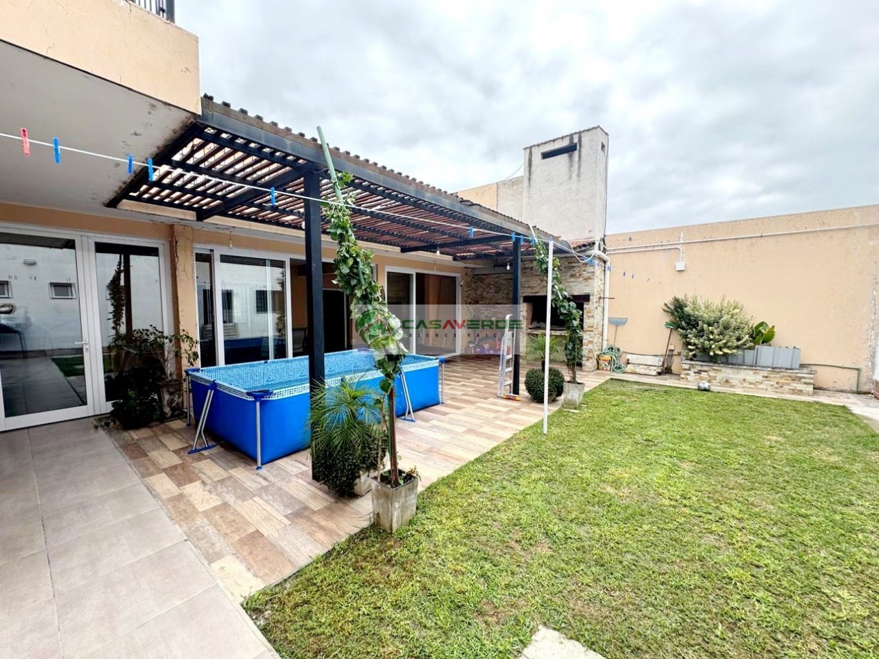 ALQUILER AMPLIA Y MODERNA CASA 6 DORM 4 BAÑOS  - BARRIO INTERSINDICAL - ZONA SUR 