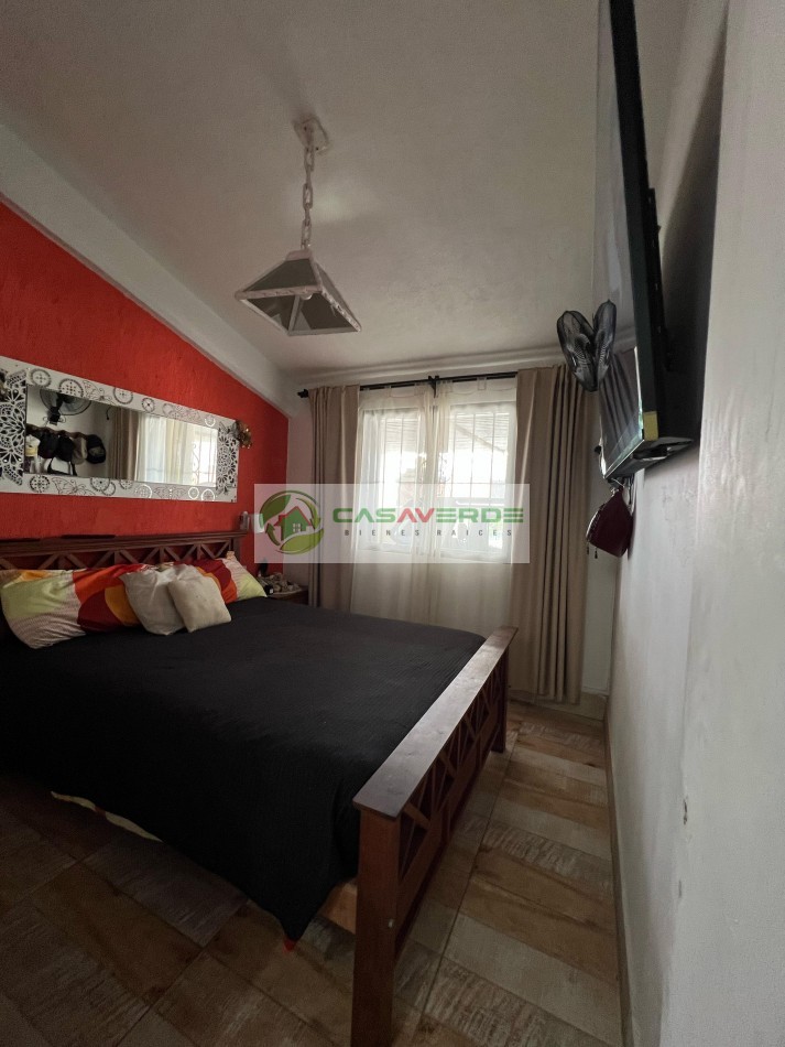 VENTA IMPORTANTE CASA EN ESQUINA SOBRE AVENIDA - ZONA SUR