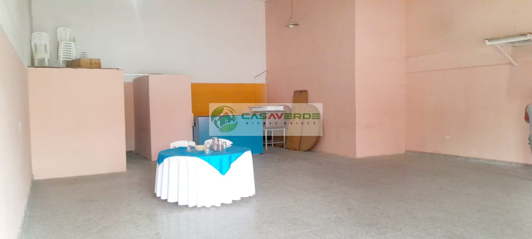 ALQUILER MENSUAL SALON DE EVENTOS O DE USOS MULTIPLES - BARRIO SANTA ANA 2 - ZONA SUR