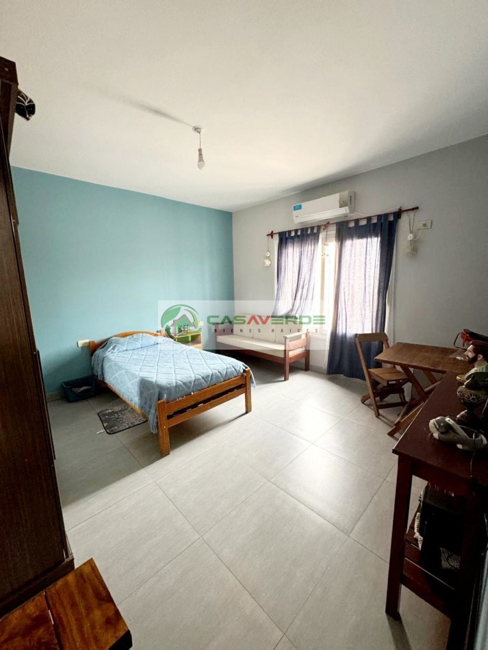 ALQUILER AMPLIA Y MODERNA CASA 6 DORM 4 BAÑOS  - BARRIO INTERSINDICAL - ZONA SUR 
