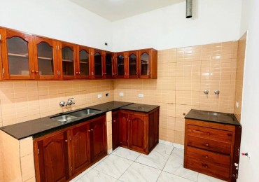 EN ALQUILER DEPARTAMENTO PLANTA BAJA - ZONA MERCADO ARTESANAL